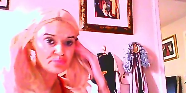 amateur blonde blowjob